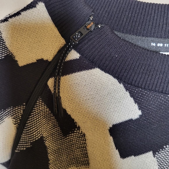 Nike Crewneck Sweater Black and White Geometric Design Men's Size M Tech Pack - Picture 4 of 7